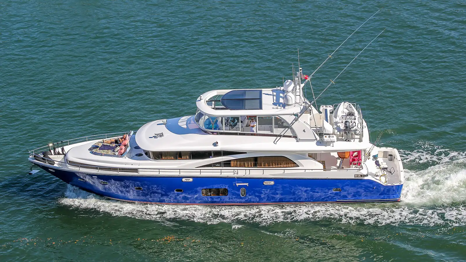 Motor yacht running through the waterways of Miami